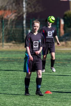 Bild 34 - B-Juniorinnen SV Henstedt-Ulzburg - MTSV Olympia Neumnster : Ergebnis: 0:4